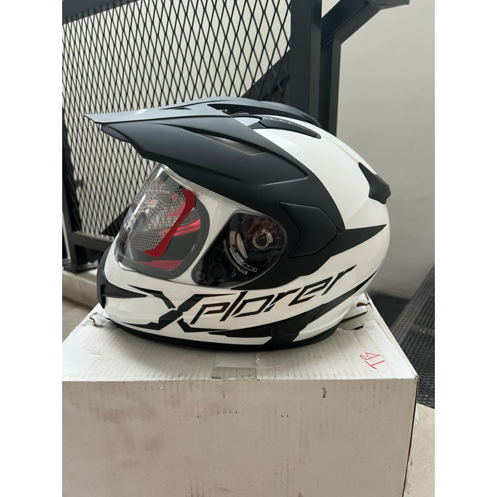helm KYT Explorer - sport touring full face helmet