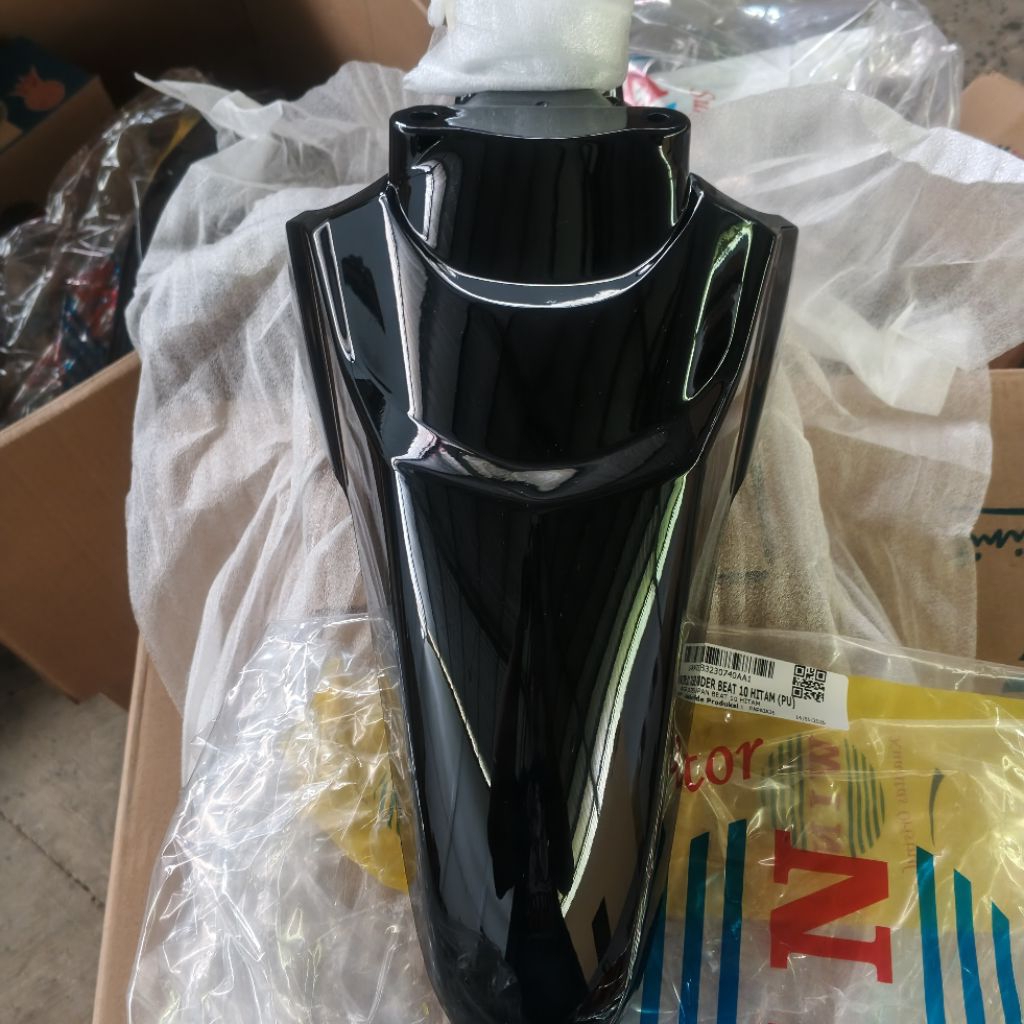 SEPAKBOR DEPAN BEAT 2010 HITAM