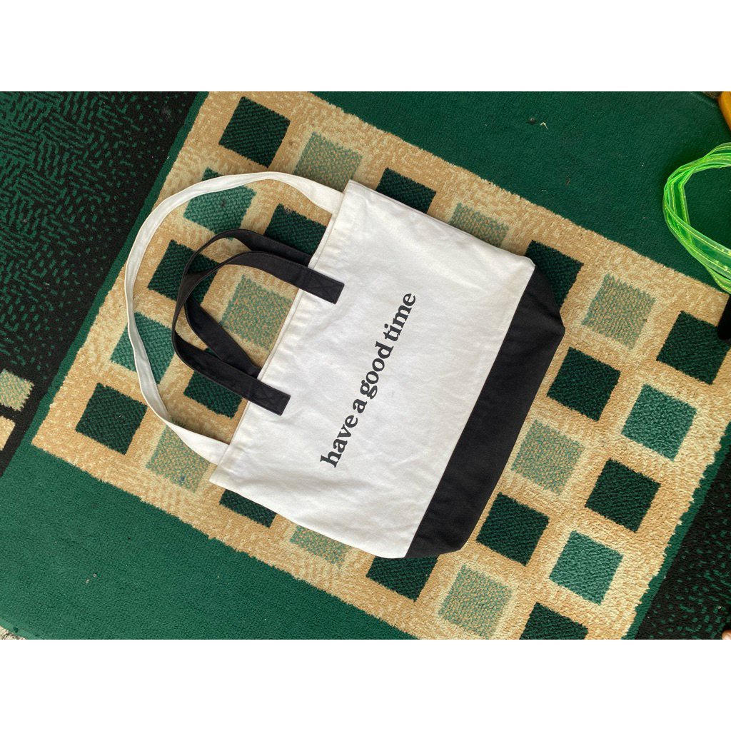 HAGT totebag