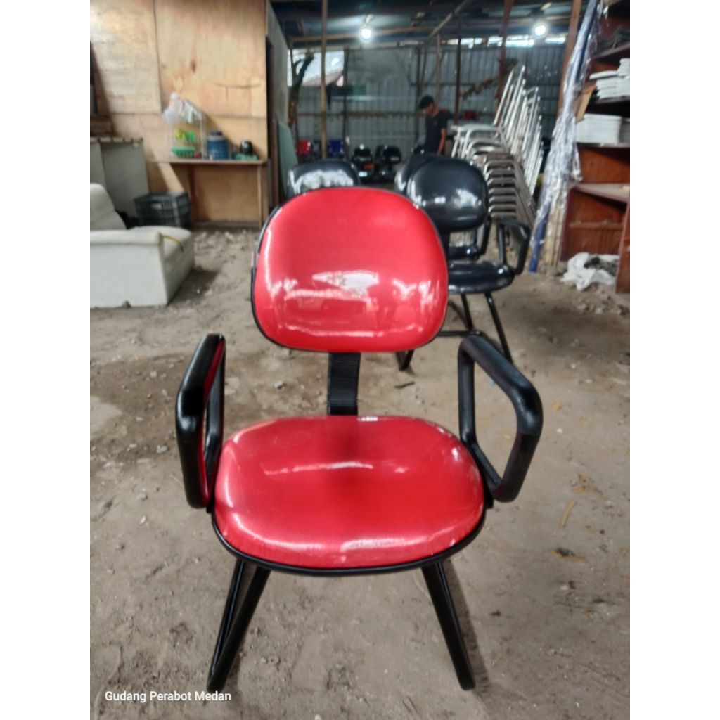 Kursi Kantor Bekas / Bangku Kantor/ Kursi Jaring Kantor/ Kursi Roda Kantor