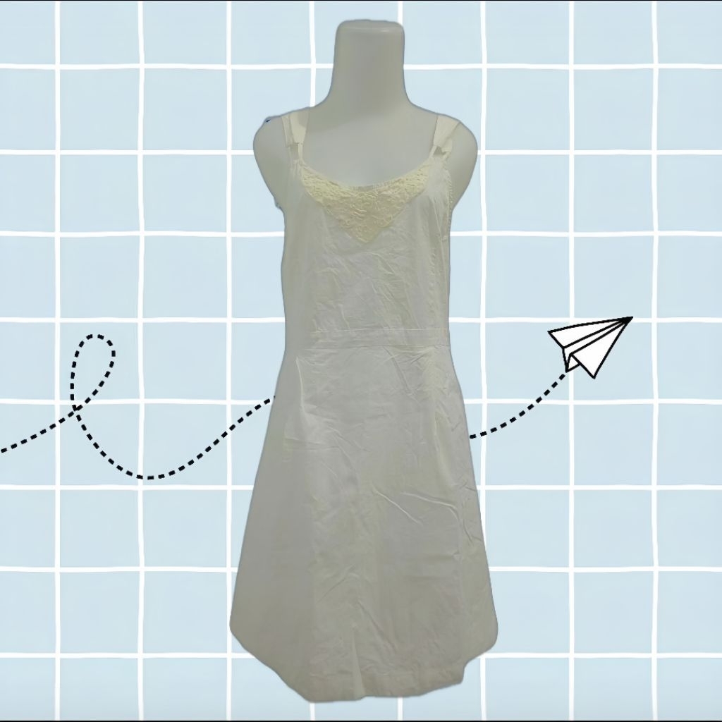 Dress Sexy Putih Kasual Motif Brokat Adem Korean Outfit