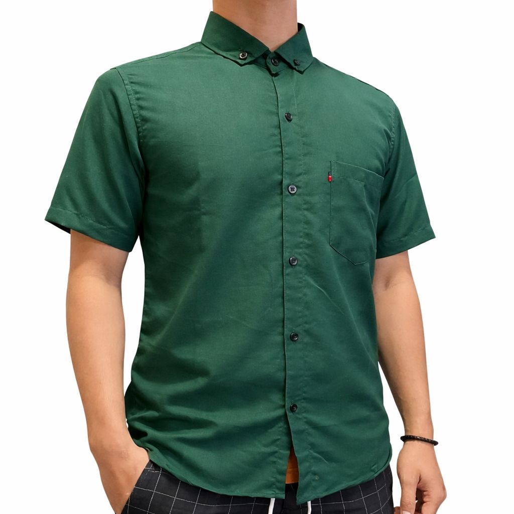 kemeja pria emerald green pria / kemeja pria emerald green lengan pendek / kemeja polos emerald gree