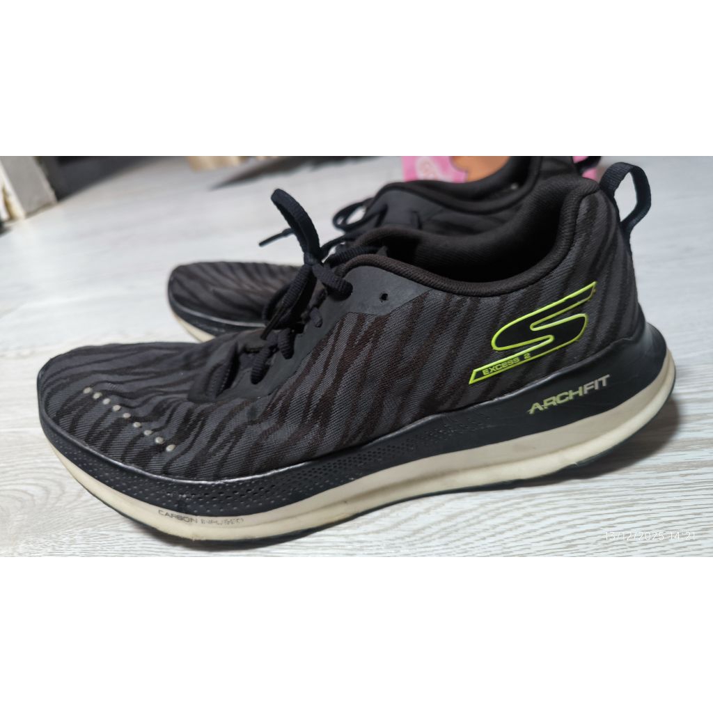 skecher razor excess 2 size ,45 preloved