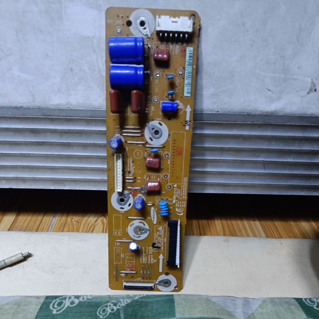 z sus/zmain tv Samsung plasma