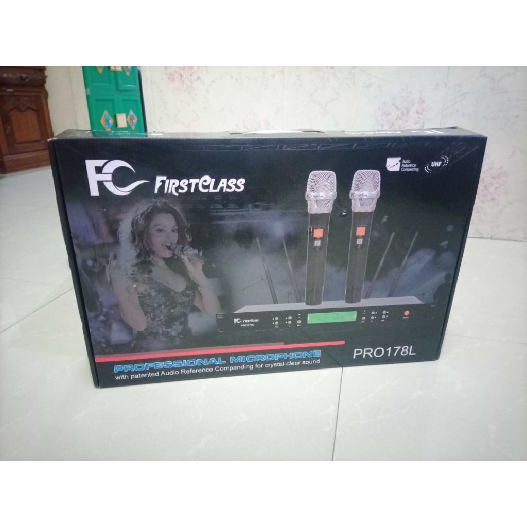 Mic wireles firstclass digital 4 antena