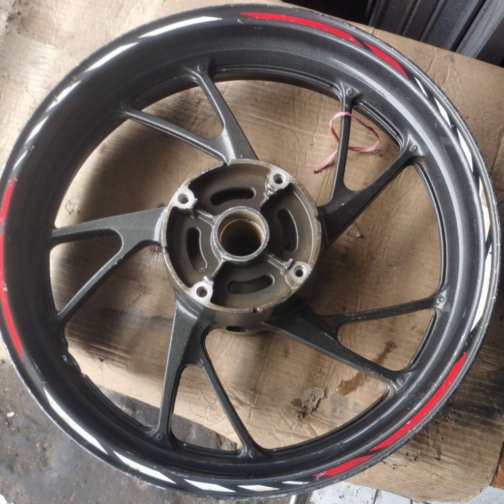 PELK VELG BELAKANG HONDA CB 150R LED/CBR150R LED ORIGINAL COPOTAN