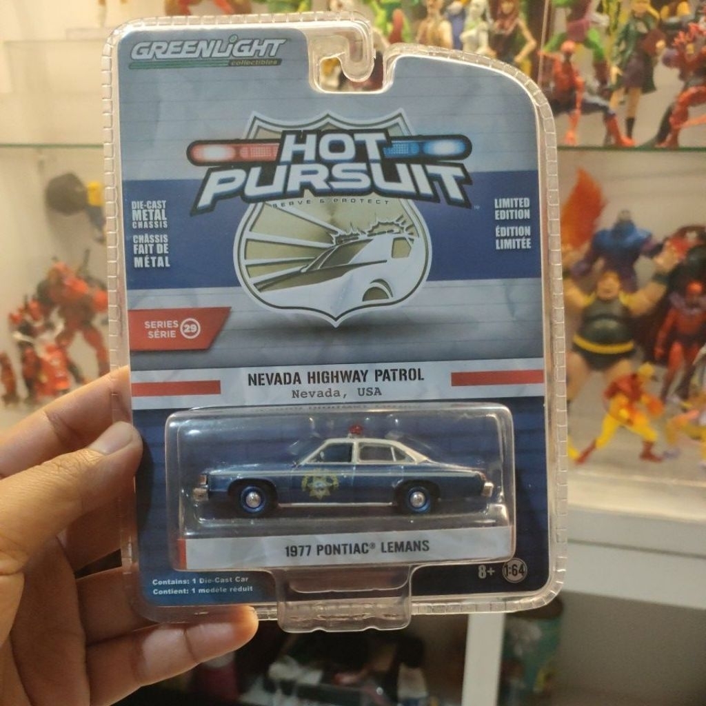 Greenlight Hot Pursuit 1977 Pontiac Lemans