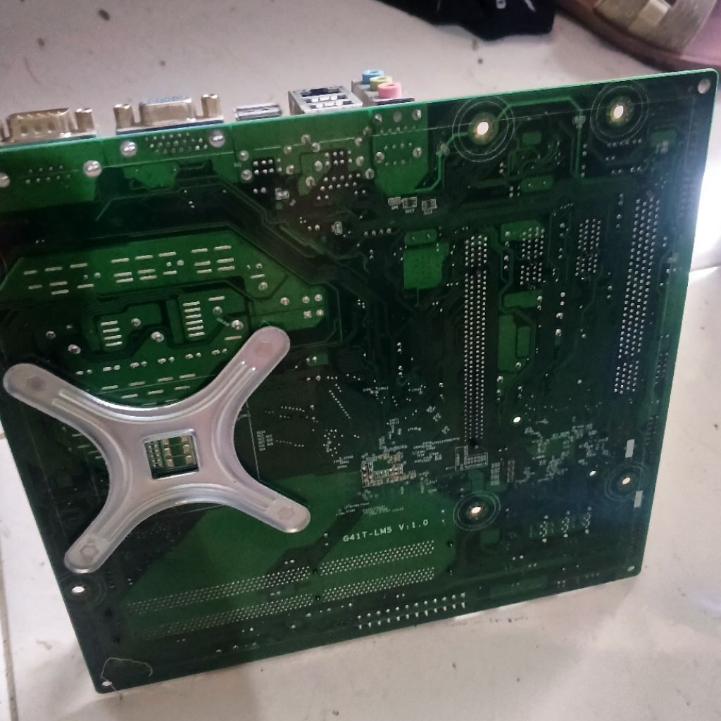 motherboard lenovo lga775 g41 bunyi bip panjang, kipas masih nyala