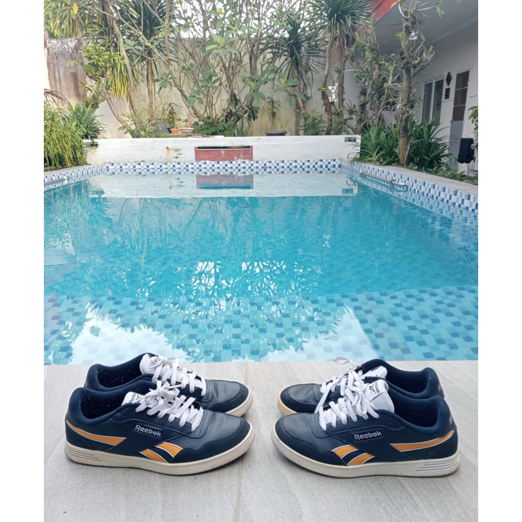 Preloved Couple Reebok Shoes Original