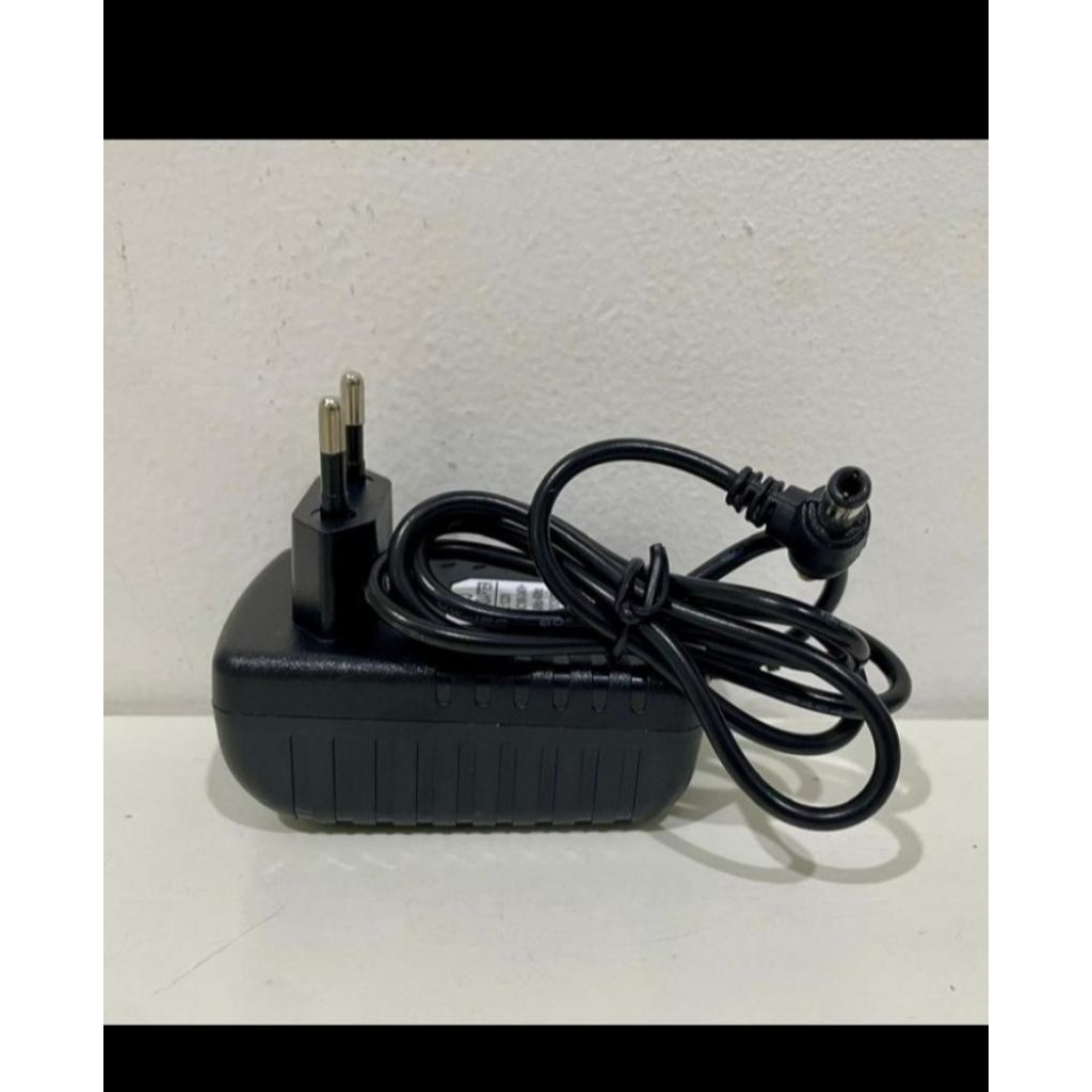Adaptor volt 12V 2A/ adaptor 12 dc 12 ampere dual jack double jack T (5.5mm & 4mm) -adaptor 12V 2A