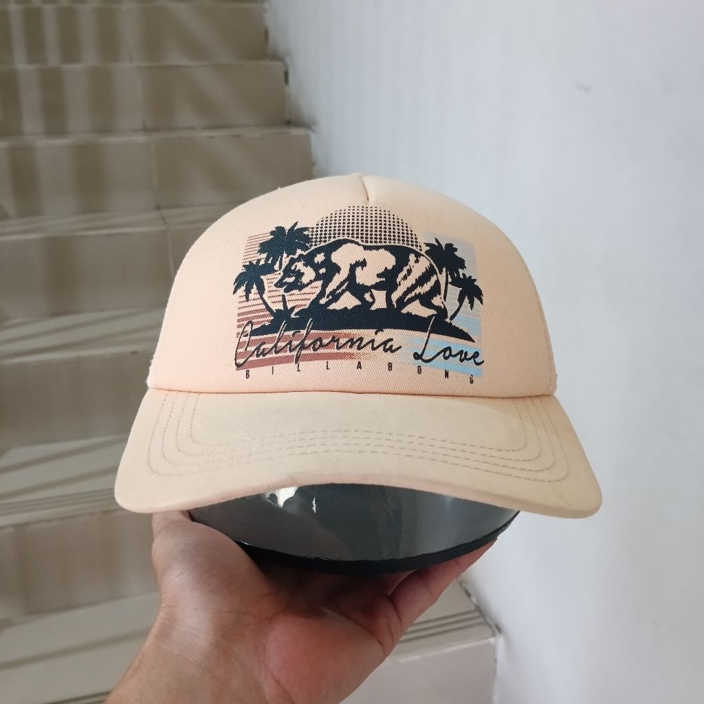 TOPI OUTDOOR SURFING . TOPI TRUCKER BILLABONG