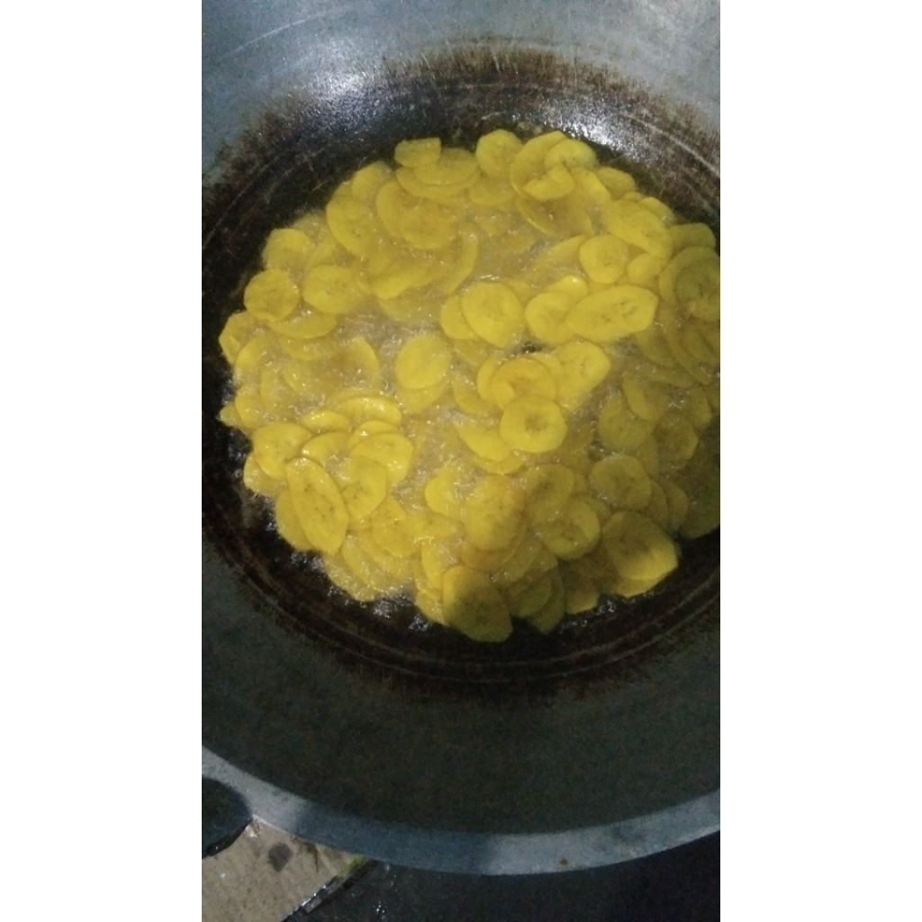 kripik pisang 1 kg