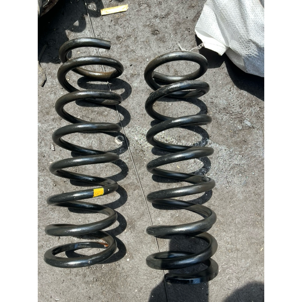 PER KEONG BELAKANG KIJANG INNOVA