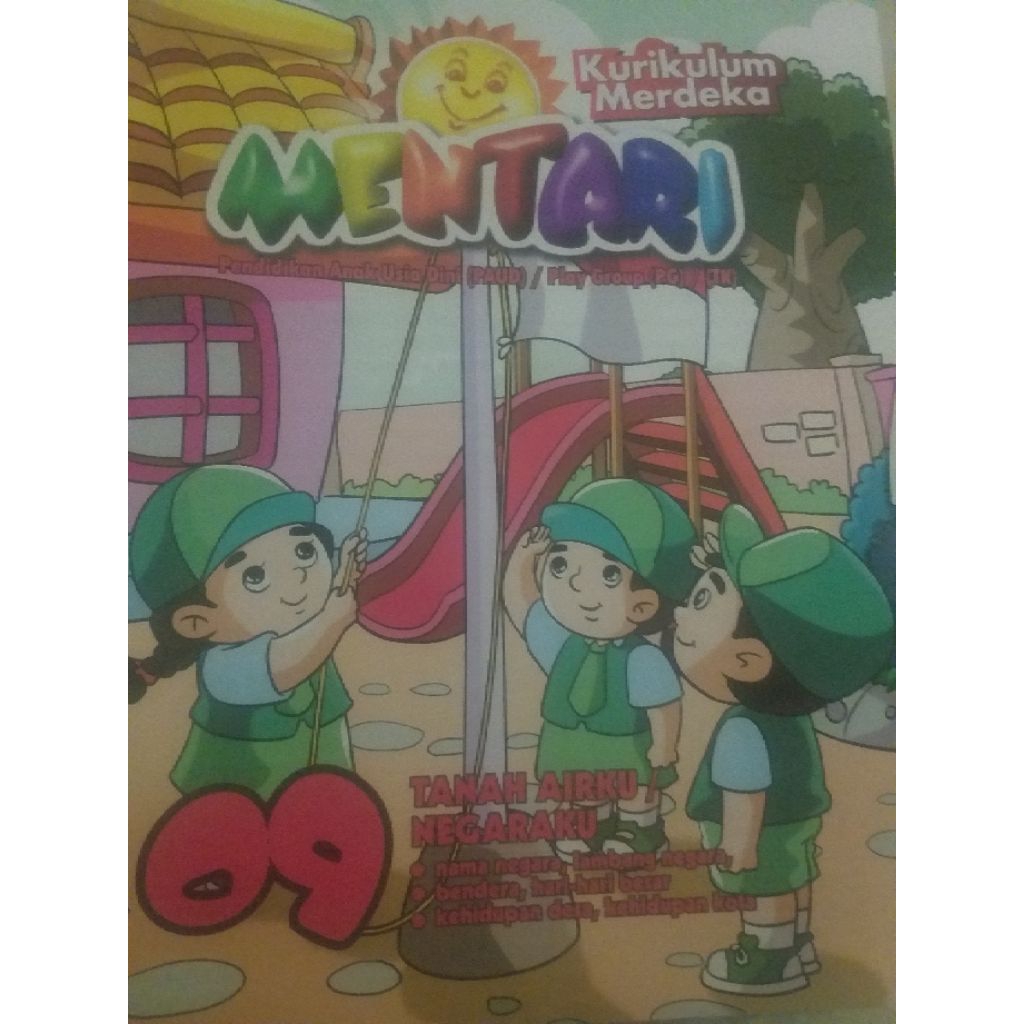 majalah mentari tema tanah airku/ negaraku
