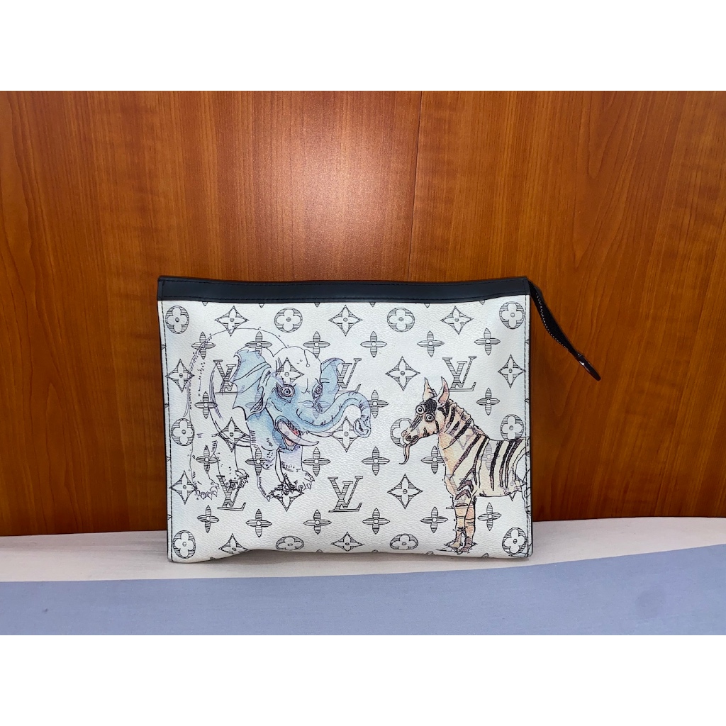 tas hand bag clutch pria wanita brand LV Louis Vuitton - white putih - monogram LIKE NEW preloved