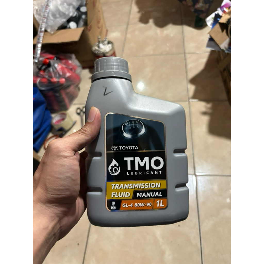 Oli Transmisi Manual Transmission Fluid Manual Toyota TMO GL-4 1L Original