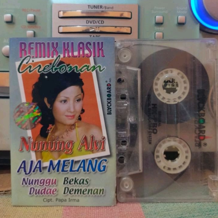 Kaset pita Nunung Alvi tarling Cirebonan