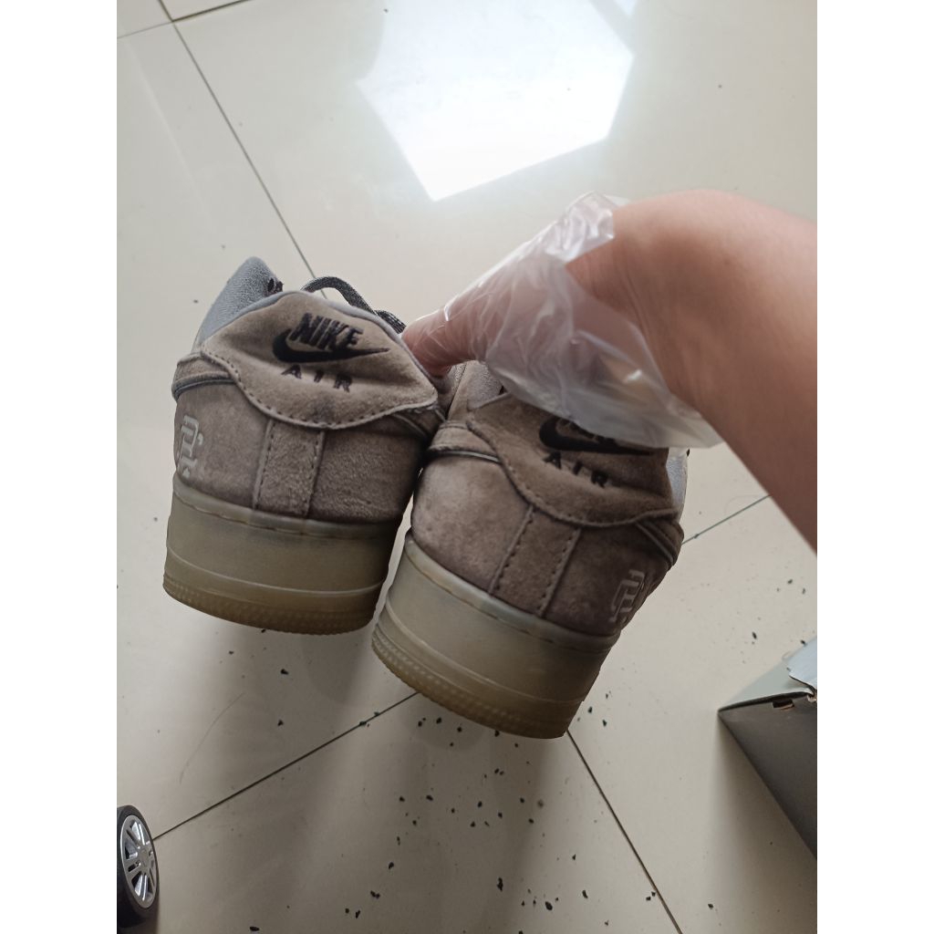 original second nike air force 1 low reigning champ