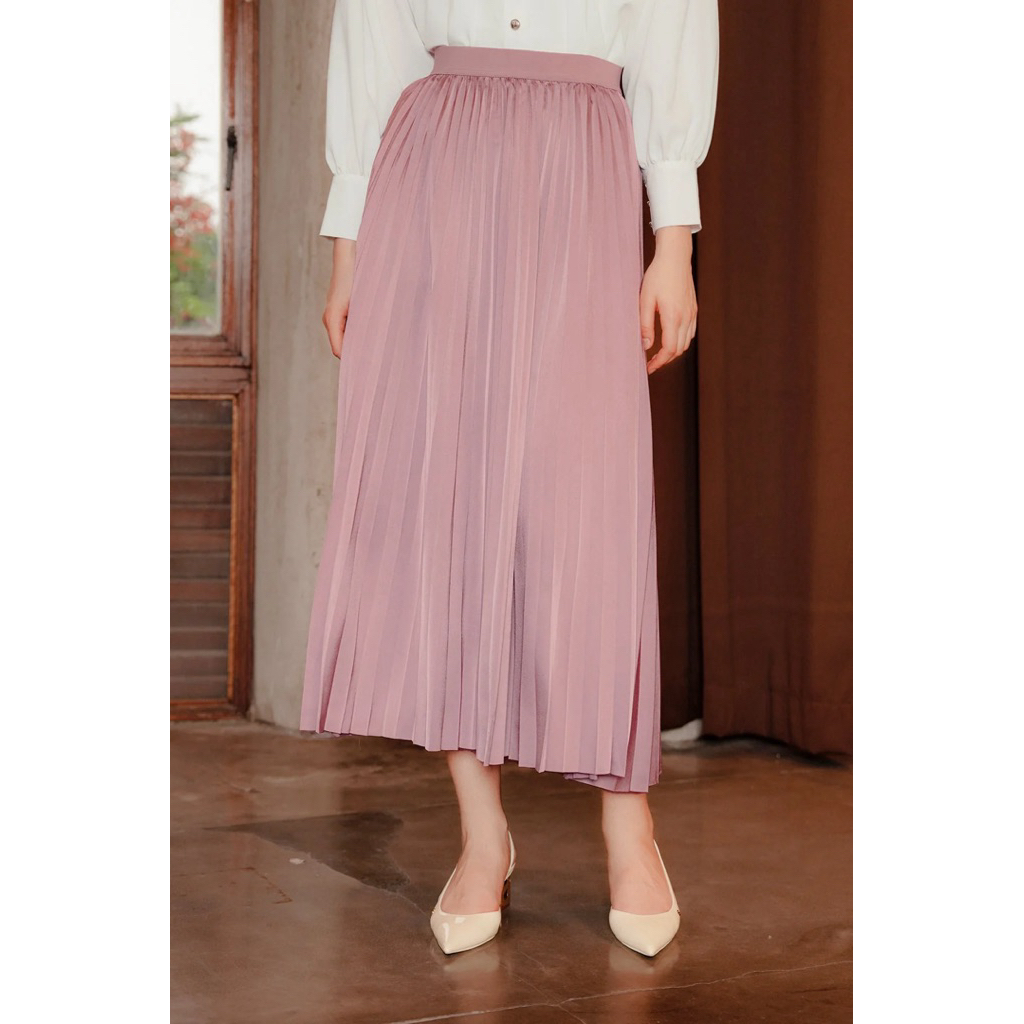 Benang Jarum - Serena Pleats Skirt - Dusty Pink - XL  { NEW }