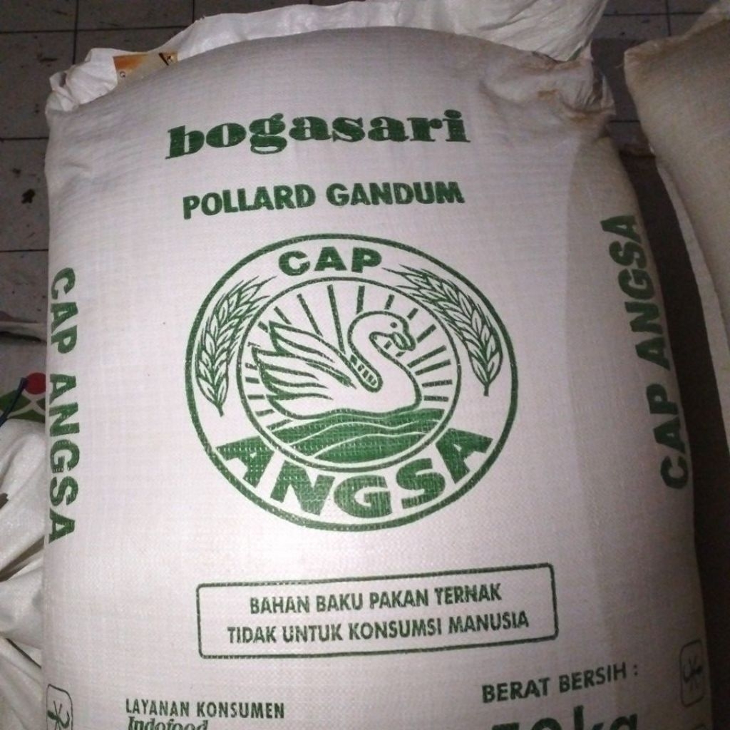 POLAR Pakan Ternak Cap Angsa BOGASARI