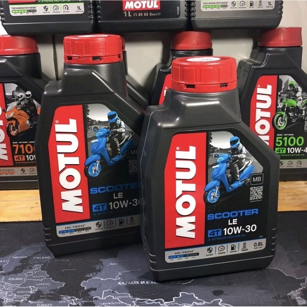 OLI MOTUL Scooter LE 10/30 0.8/1 LITER OLI MOTOR MATIC MOTUL