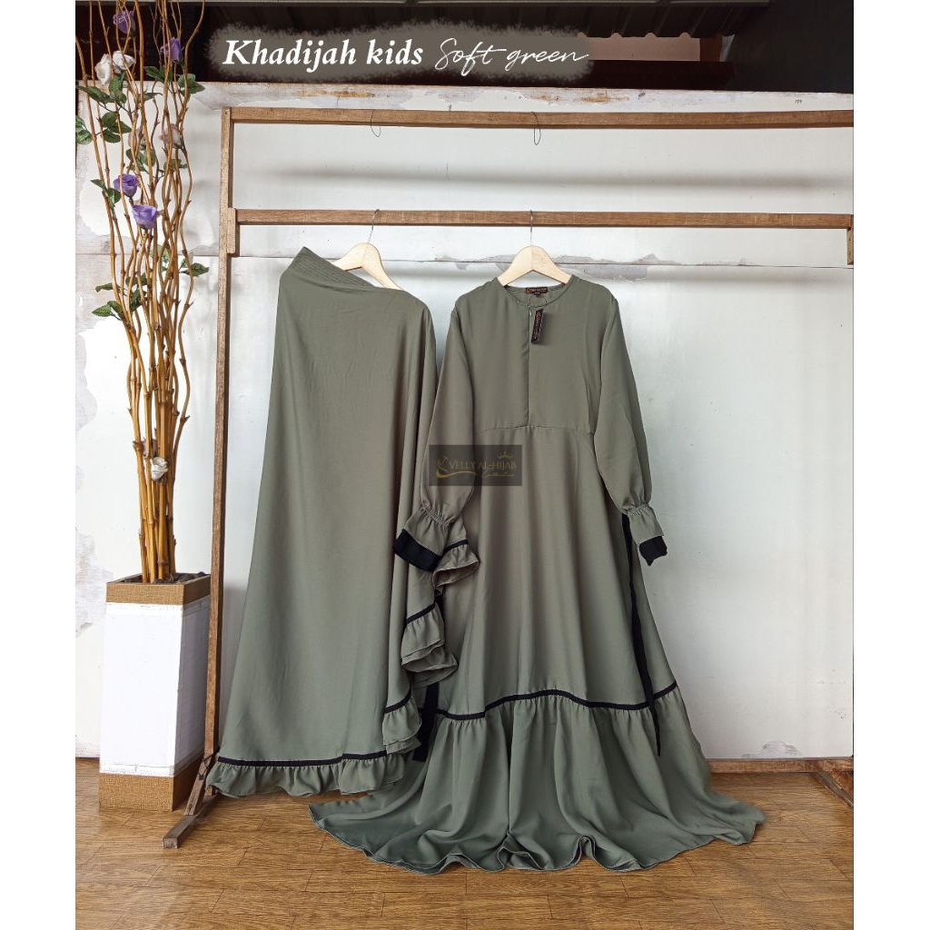 Set Gamis Anak khadijah bahan yoris dan wolfis