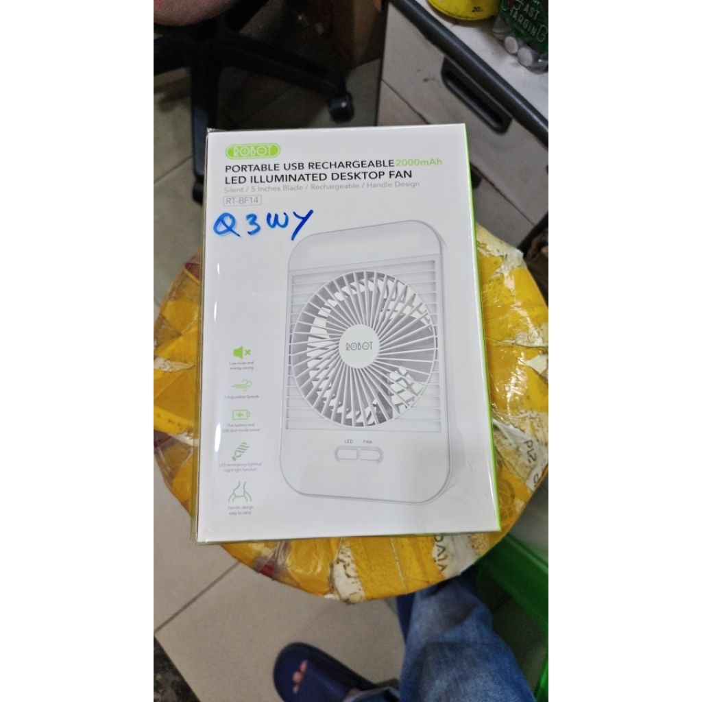 kipas portable robot mini fan