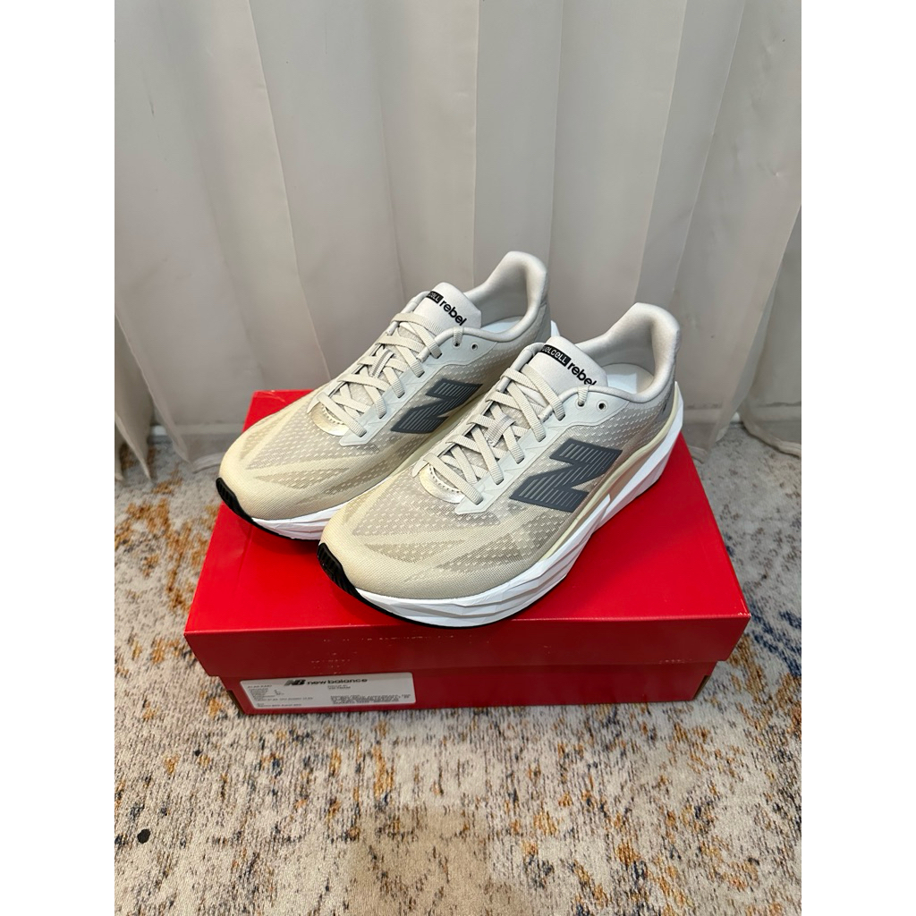 New Balance Fuelcell Rebel V5