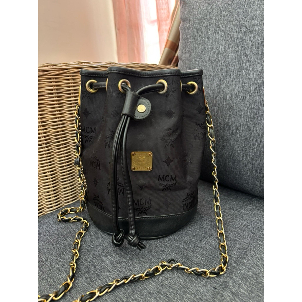 MCM Bucket Bag Original 100%