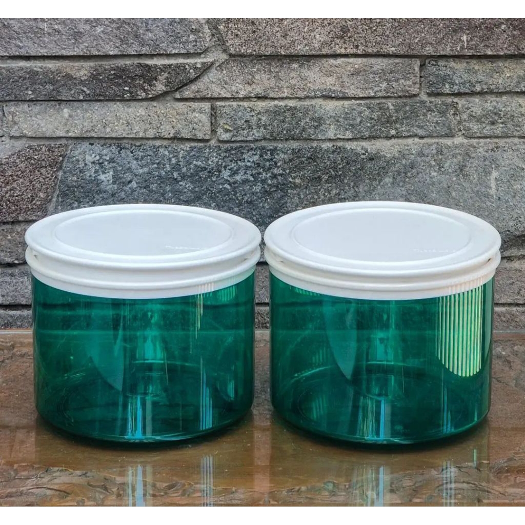TUPPERWARE TOPLES JOLLY KEEPER TOSCA
