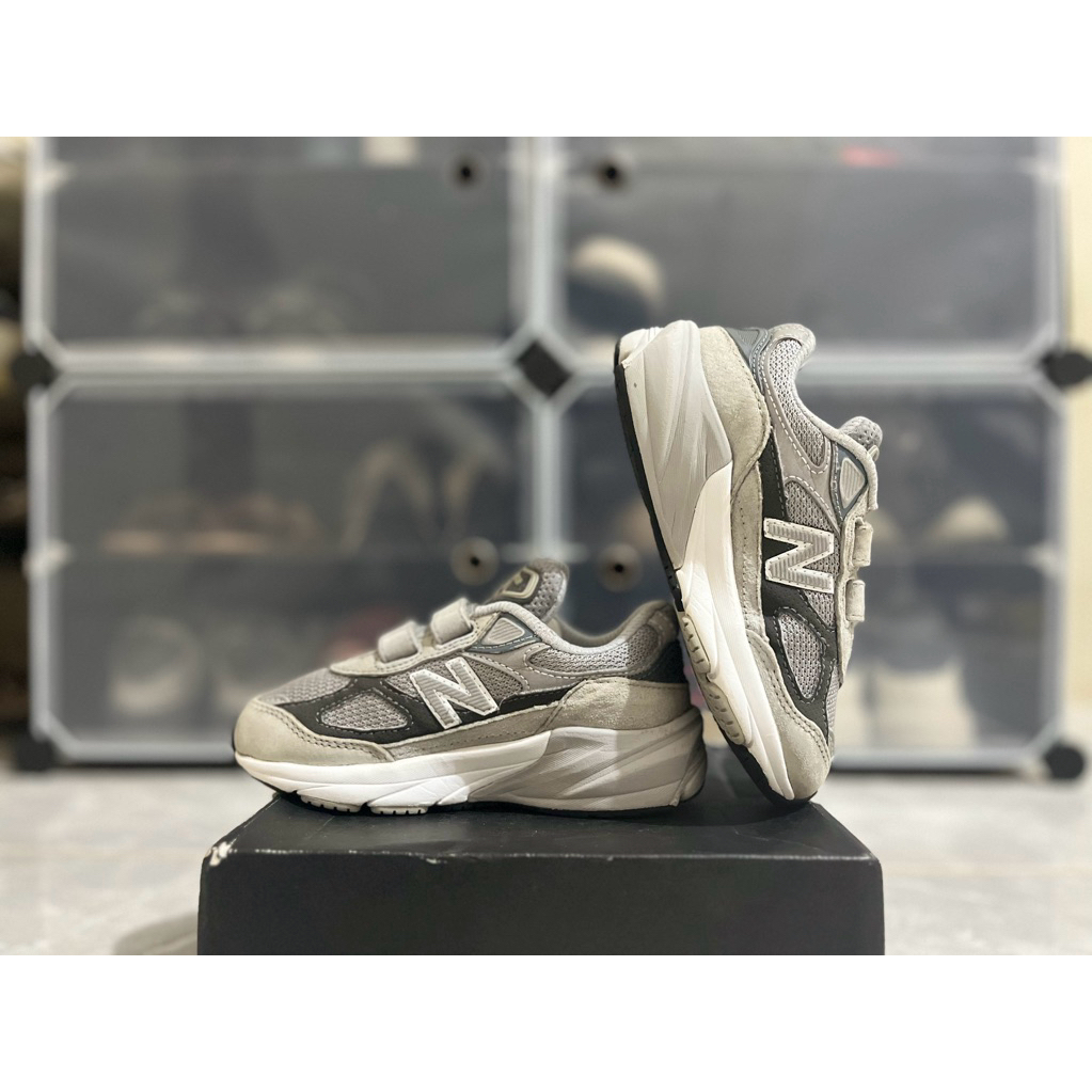 Sepatu Anak Preloved/Second Kids NB 990 V6 Size 28.5