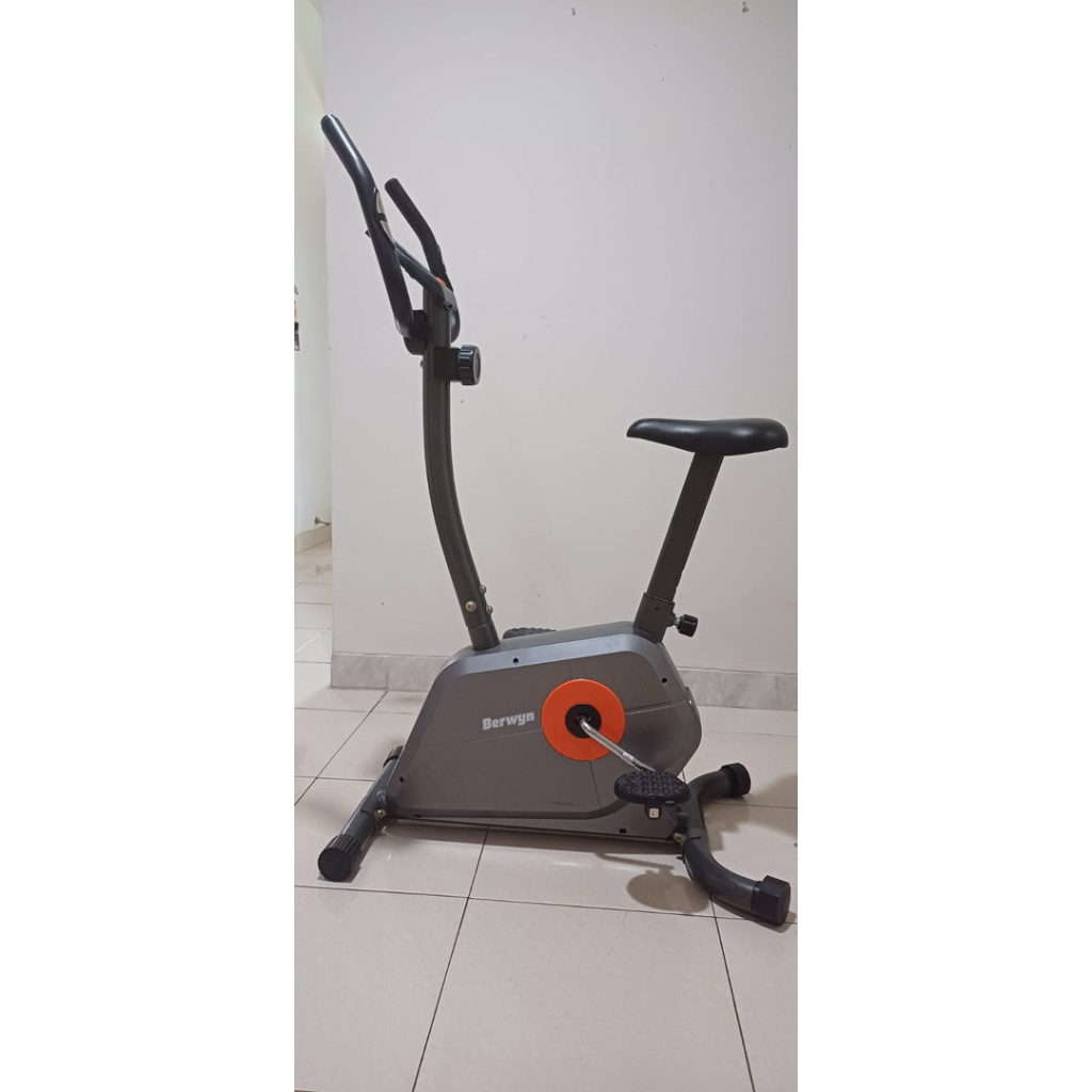 Sepeda Statis / Sepeda Fitness Berwyn