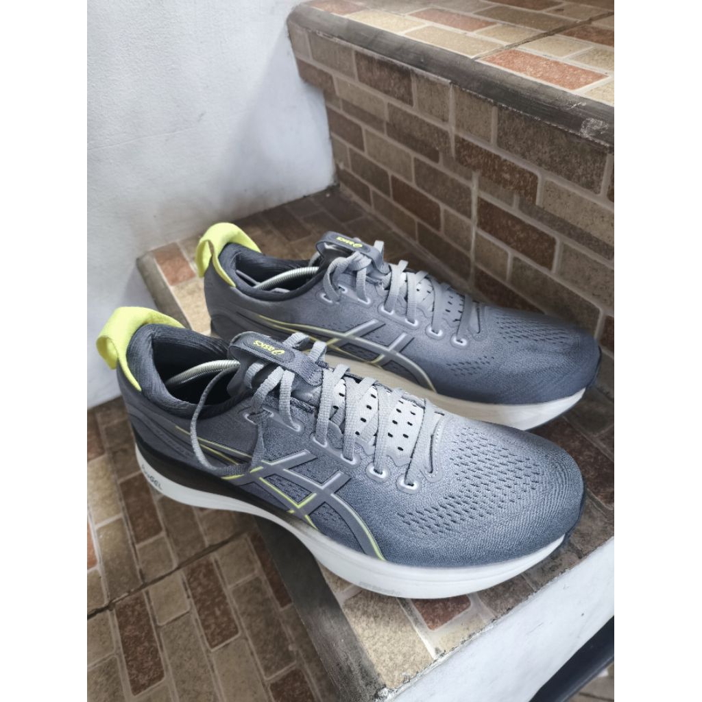 Asics Gel Kayano 32 size 46 Second