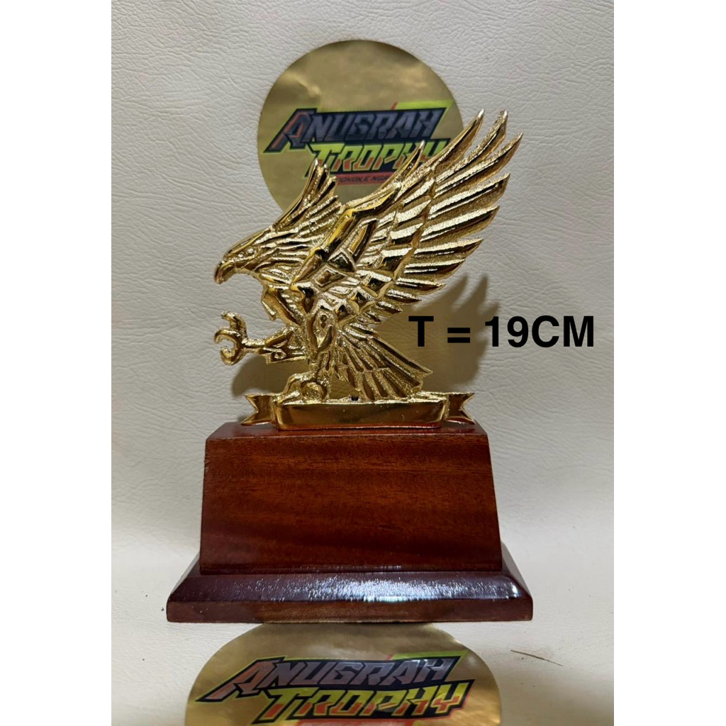 piala / trophy burung garuda gold