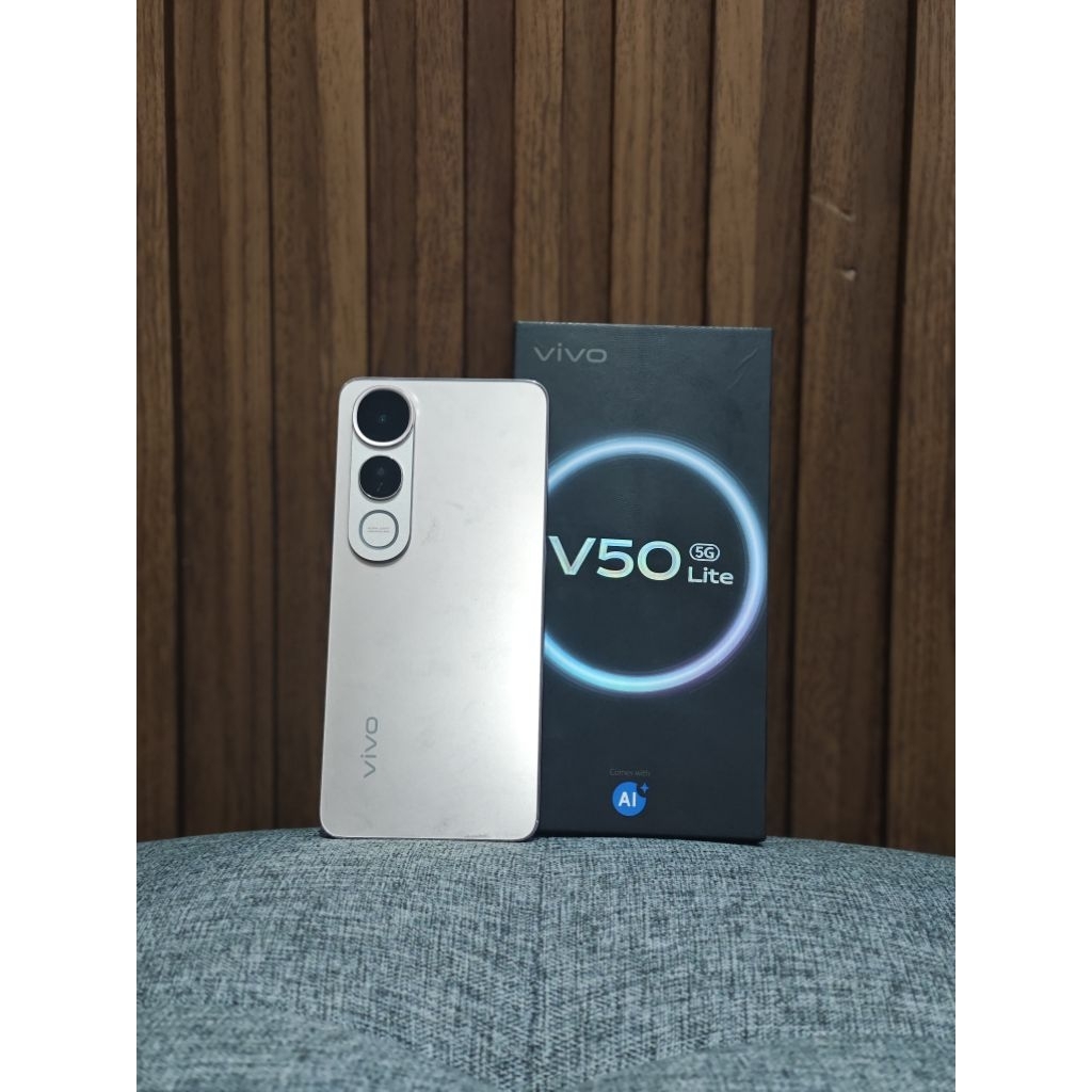 Vivo V50 Lite 5G 8/256 GB Fullset second