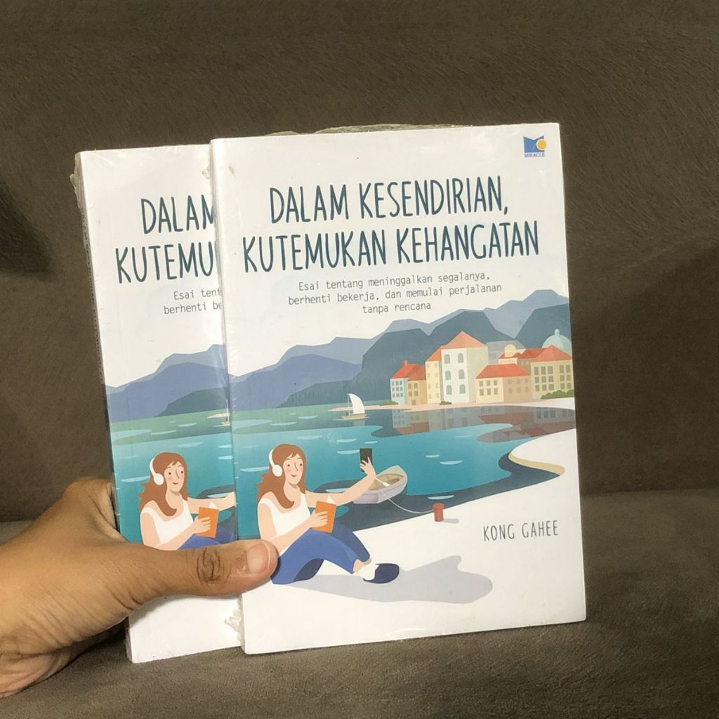 Dalam Kesendirian Kutemukan Kehangatan / SEGEL ORI