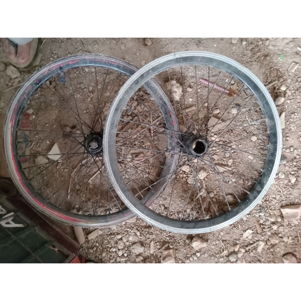 velg sepeda BMX UK 20 bekas alumunium tebal racing