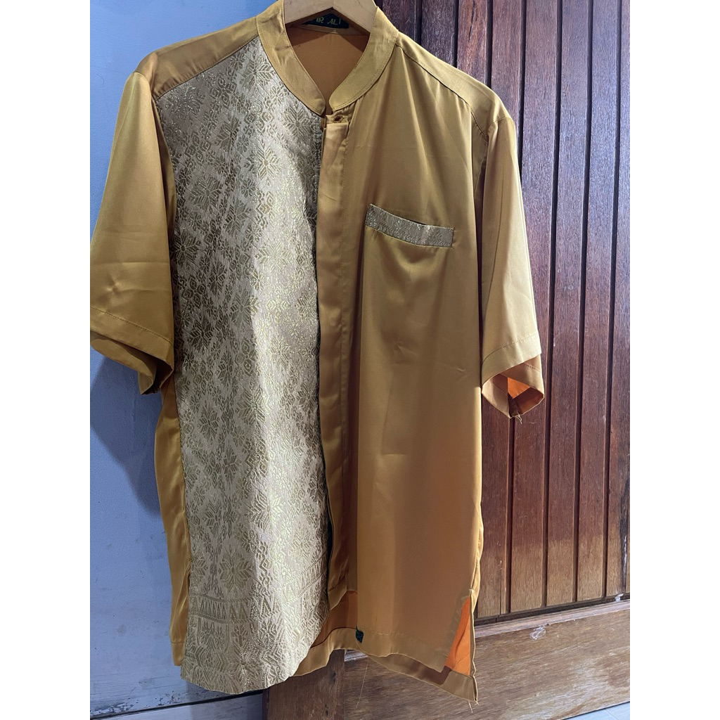 preloved kemeja satin pria