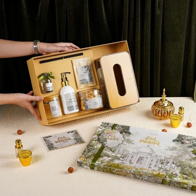 Hampers Lebaran Kue Candle Diffuser / AMIRA AMANI EID Hampers Murah by Euscentia.living