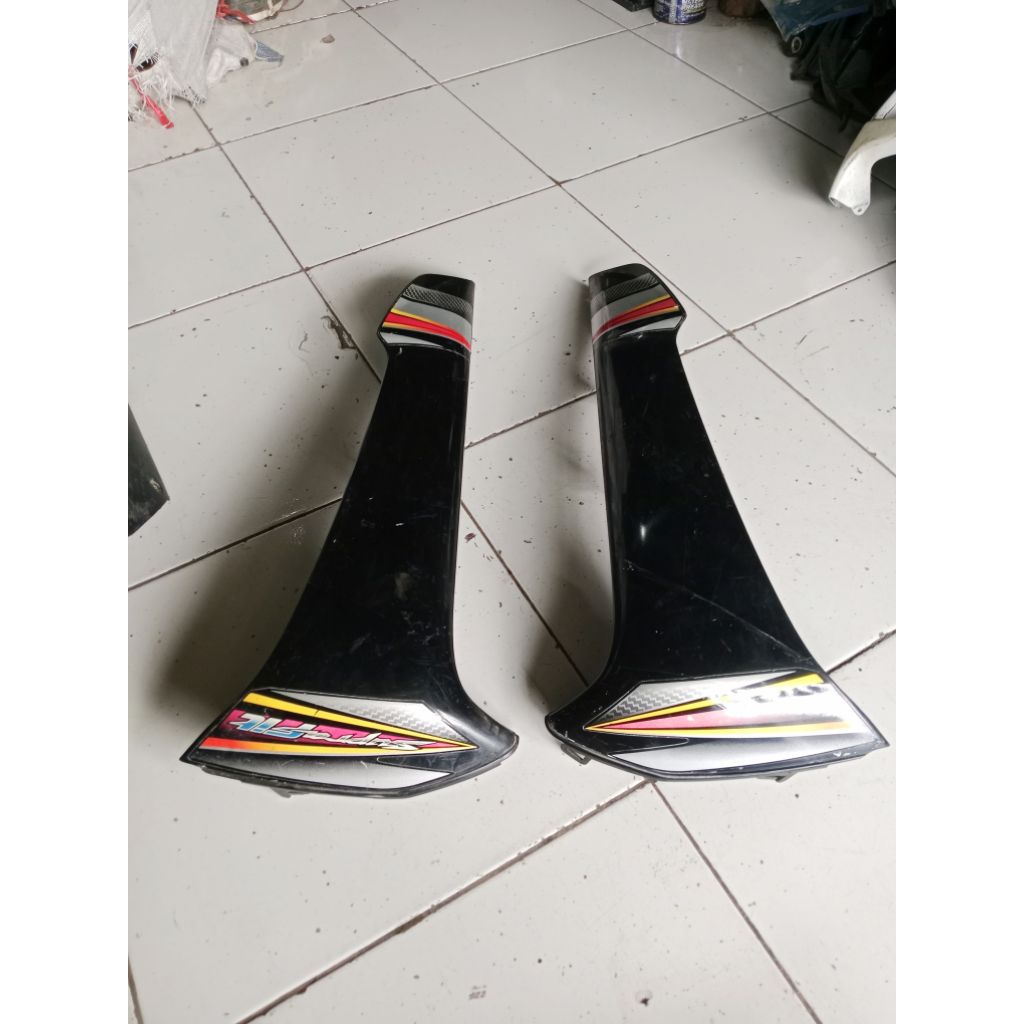 sayap luar Supra Fit new S X bekas ori
