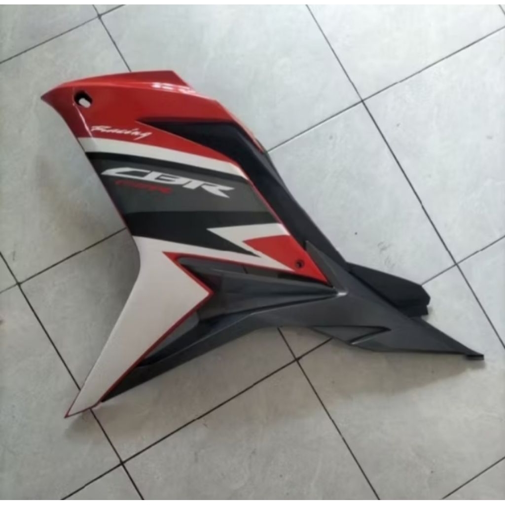 FAIRING SEBELAH KIRI CBR 150R FACELIFT LED SET BODY KASAR DALAM DAN SAMBUNGAN ABU ABU