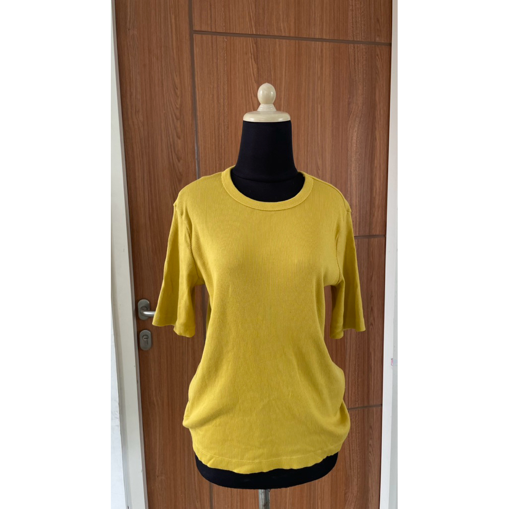uniqlo ribbed top kaos polos airism