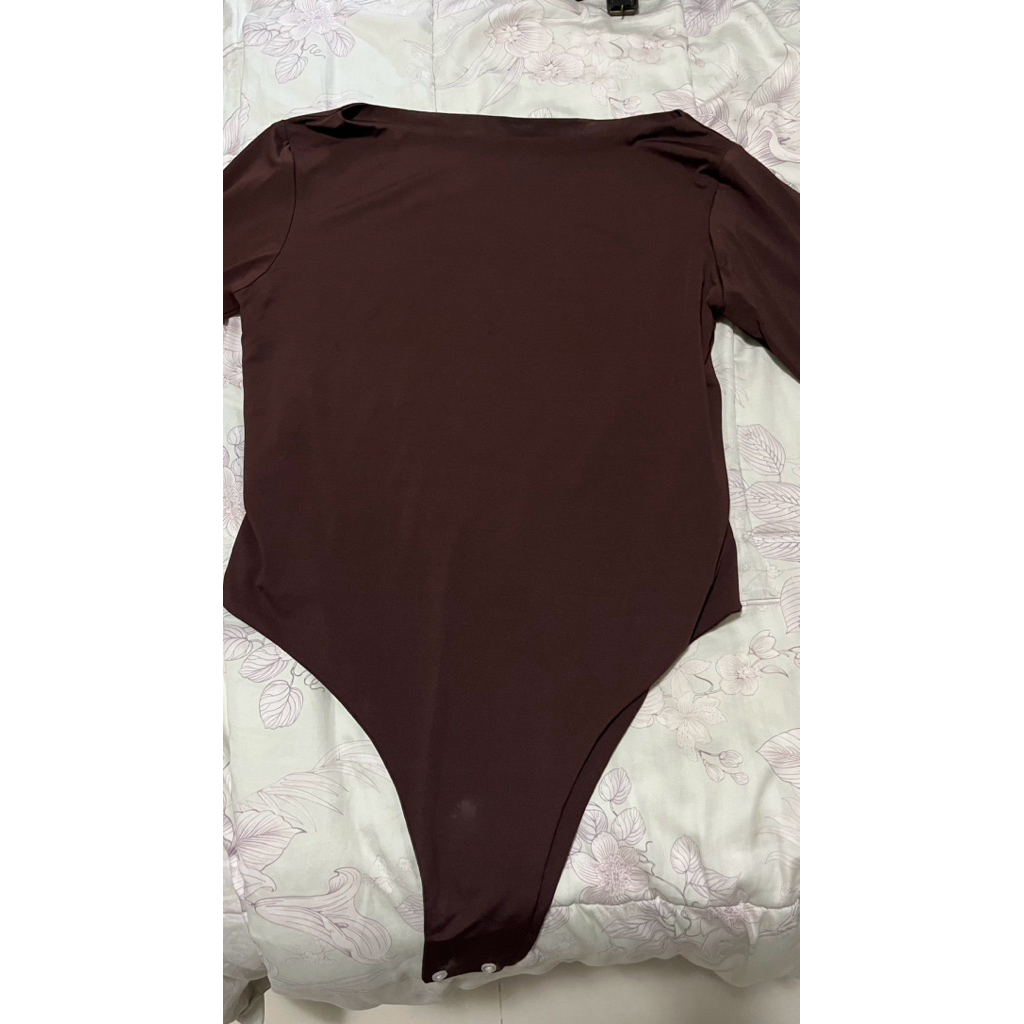 PRELOVED Atasan Wanita Leher Boatneck Bodysuit Basic Lengan Panjang DARK BROWN XXL