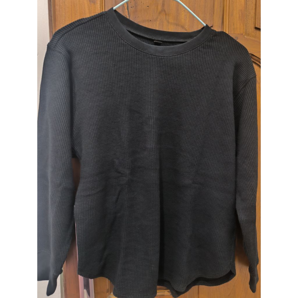 PRELOVED WAFFLE SWEATER UNIQLO