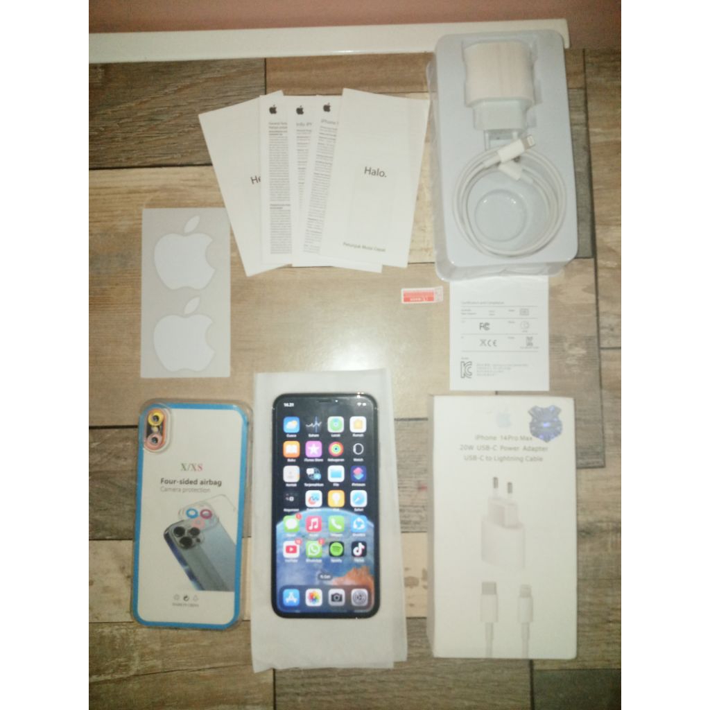 iPhone X second bekas konten 64 (Sim lock) LL/A