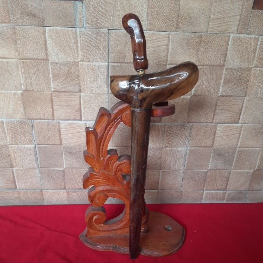 Keris Korowelang Luk 13 Garapan Halus,Pamor Miring Lawe Saukel
