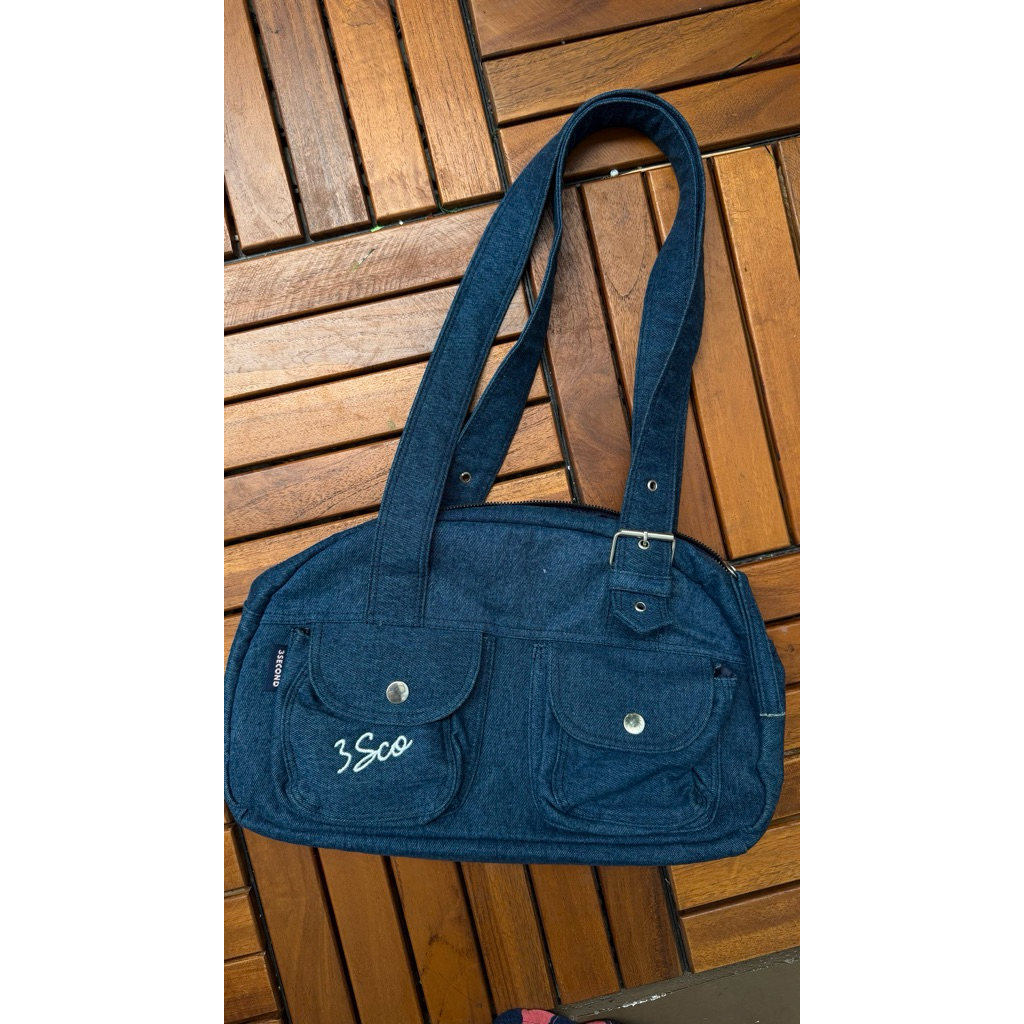 tas three second preloved pl