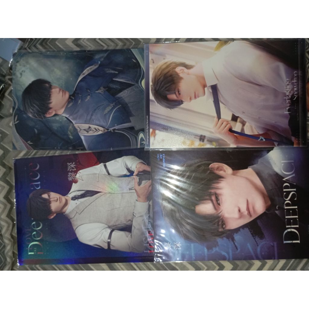 Zayne love and deepspace bookmark, postcard dan badge pin official