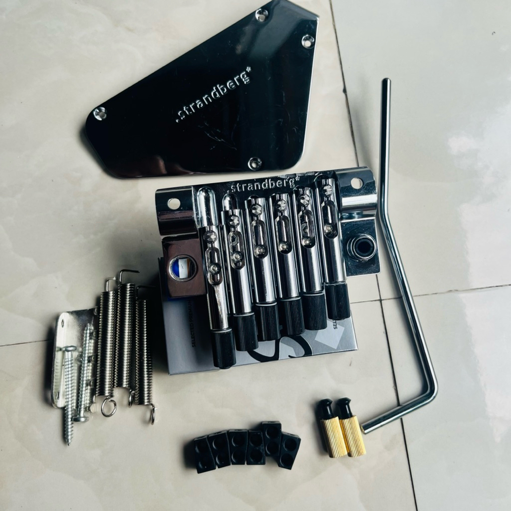 tremolo headless gitar STRANDBERG 6string original