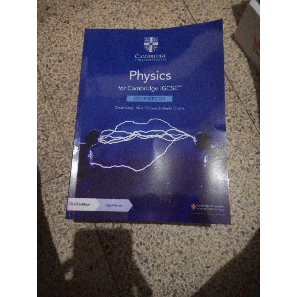 Physics for Cambridge IGCSE COURSEBOOK